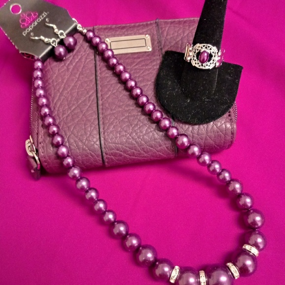 paparazzi Jewelry - 💎 Jewelry Set w/wallet